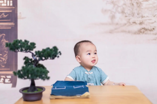 咸阳宝宝几个月可以笑出声 咸阳宝宝几个月可以笑出声